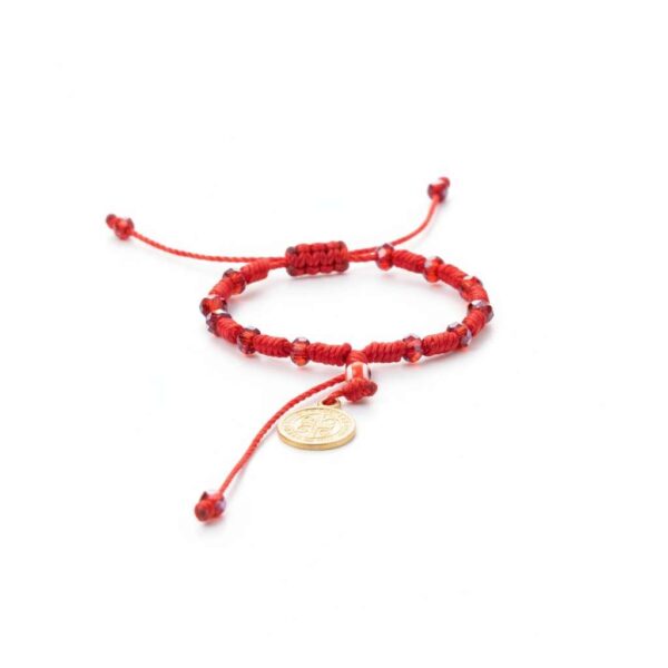 Pulsera de hilo rojo con San Benito y ojo turco