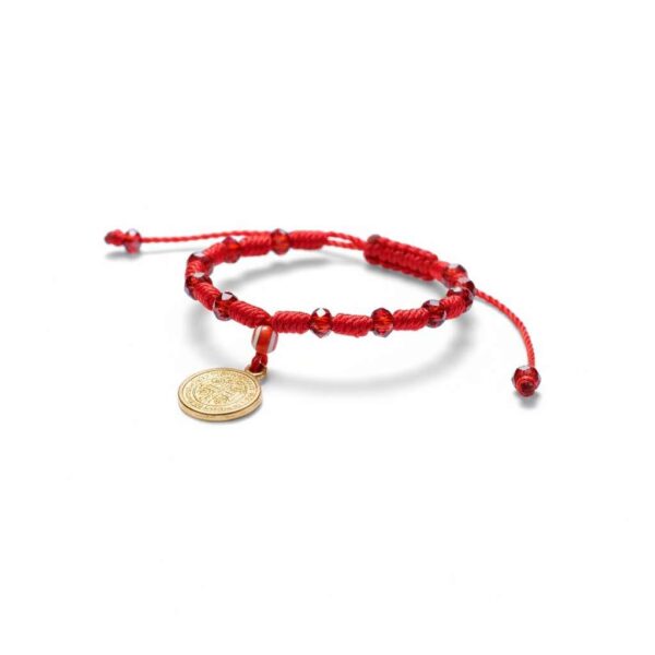 Pulsera de hilo rojo con San Benito y ojo turco