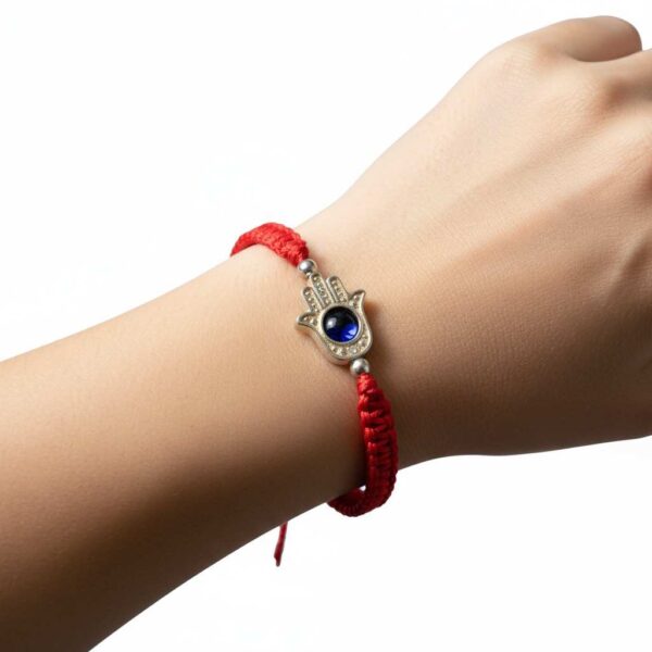Pulsera de hilo rojo con mano de Fátima y ojo turco