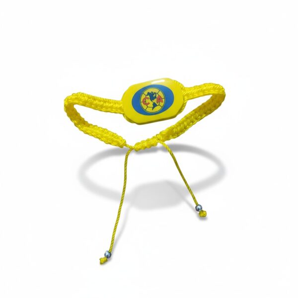 Pulsera de hilo tejido con el escudo del Club América