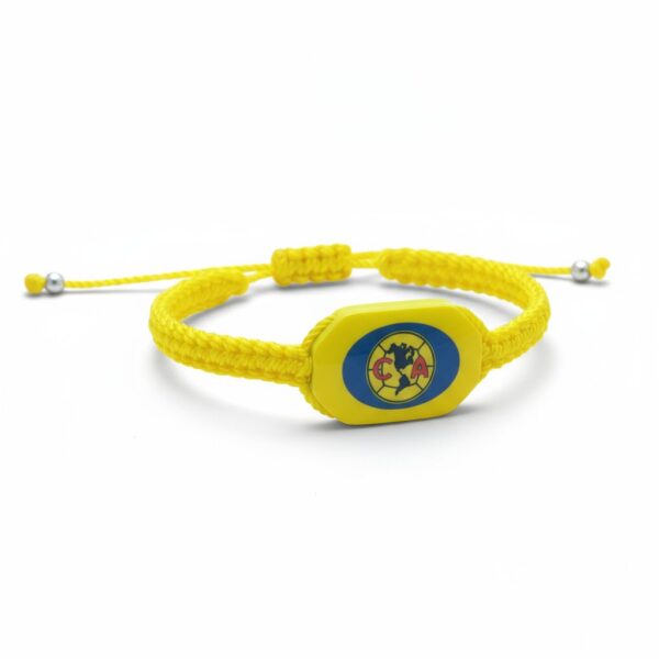 Pulsera de hilo tejido con el escudo del Club América