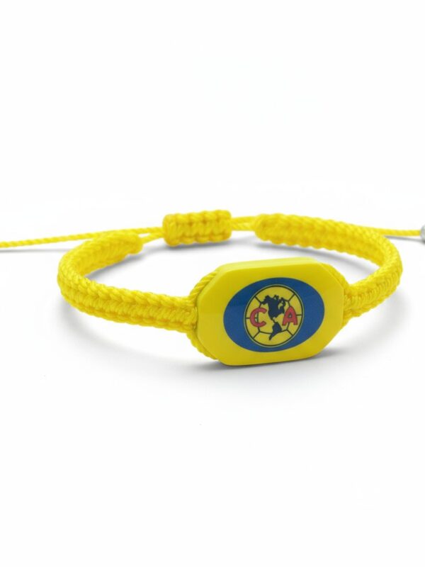 Pulsera de hilo tejido con el escudo del Club América