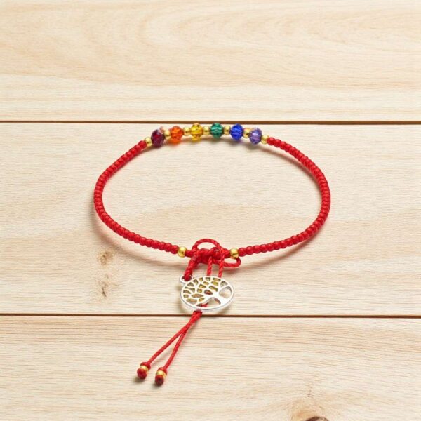 Pulsera artesanal roja: Árbol y la vida y chaquira multicolor
