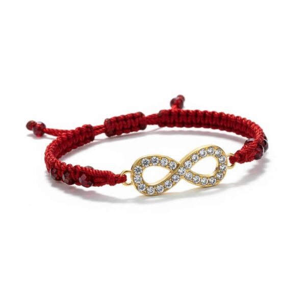 Pulsera de hilo (rojo o negro) e infinito: Lazos de amor y protección eterna