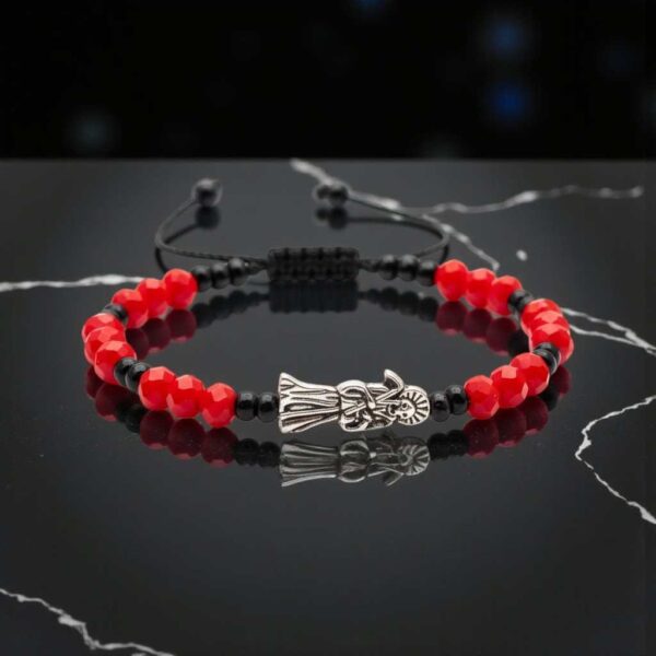 Pulsera devocional: Santa Muerte, poder y pasión (rojo y negro mate)