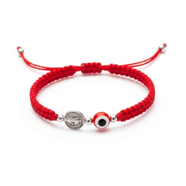 Pulsera de doble protección: San Benito, ojo turco y la energía del rojo