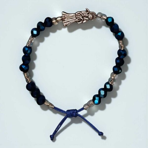 Pulsera de la Santa Muerte: Sabiduría, calma y protección (azul marino y cristal)