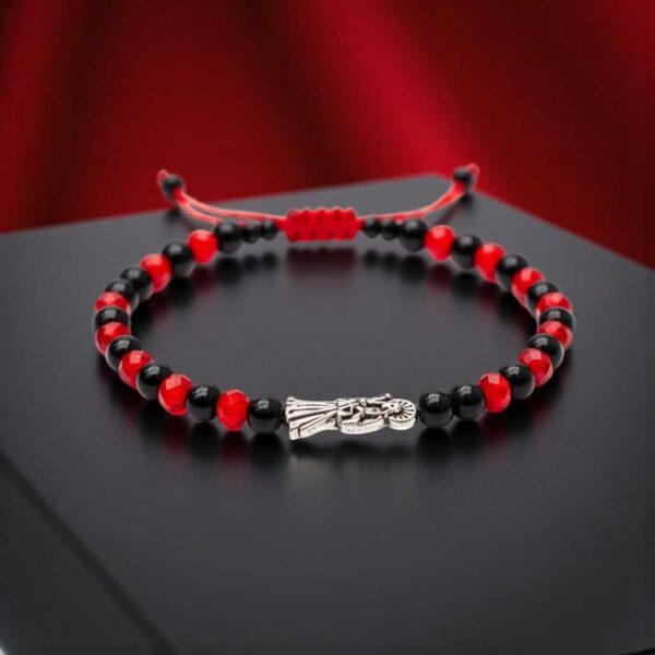 🌹 Pulsera de la Santa Muerte: Duelo de poder (rojo y negro mate)